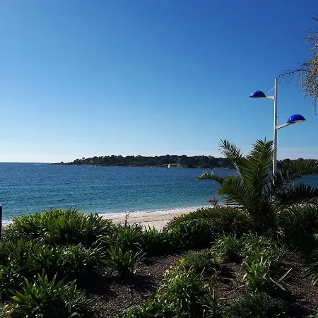 De La - 400 Mètres De La Camping 4*