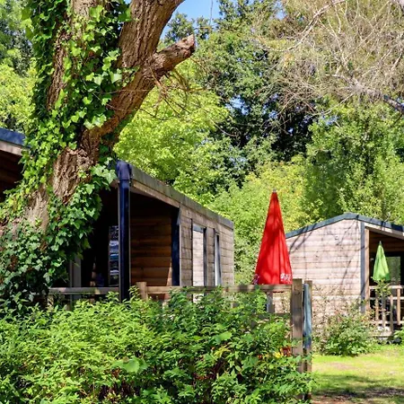 De La - 400 Mètres De La Camping 4*