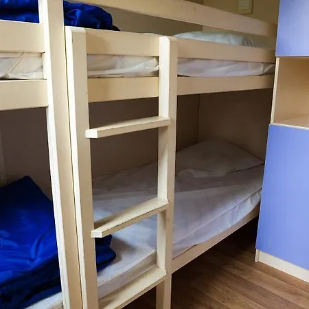 De La - 400 Mètres De La Camping 4*